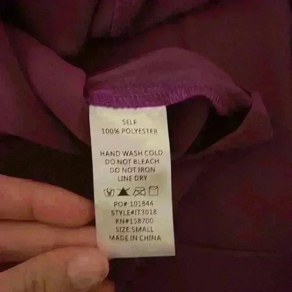 NWT Womens FSL Apparel purple‎ blouse size small - Picture 6 of 6
